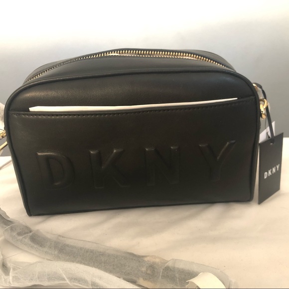 DKNY Camera Crossbody Bag Never Used! - Picture 2 of 8